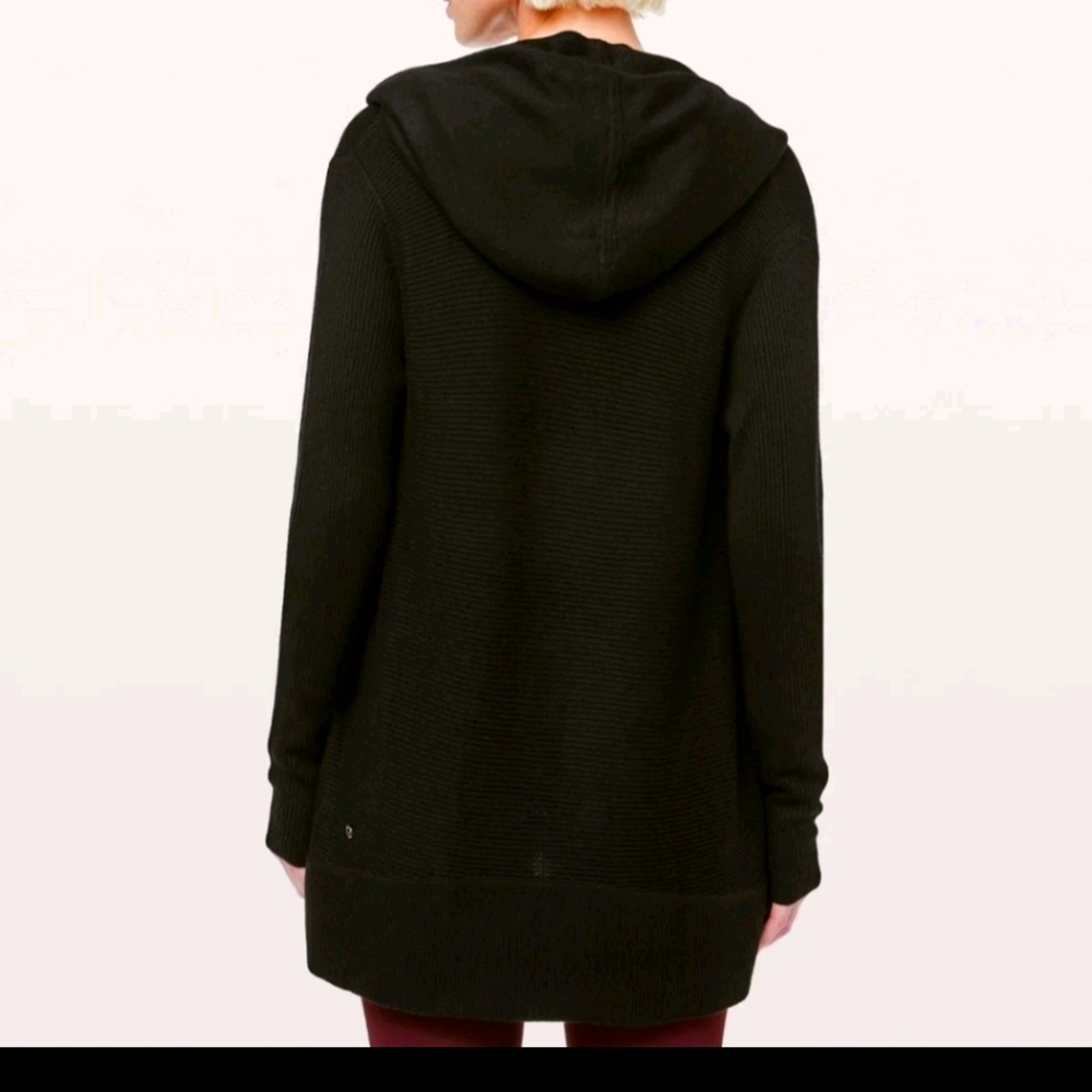 NWT Sundown Sweater Wrap 4